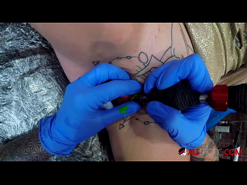 ❤️ Sully Savage oo aad u tattooed ayaa Kintirkeeda ku sawirtay tattoo ❌ lulataaye%so.np64.ru